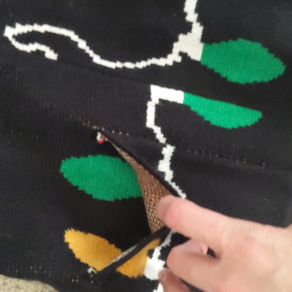 Holiday cardigan - Picture 4 of 5